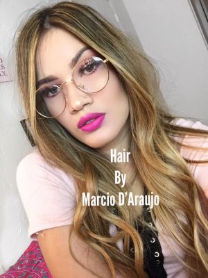 Highlights by Marcio Araujo at Mj hairstlyst in Quincy, MA 02169 on Frizo