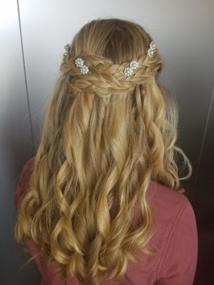 Braids by Hannah Hanbury at Lunatic Fringe Salon- Liberty in Hamilton, OH 45011 on Frizo