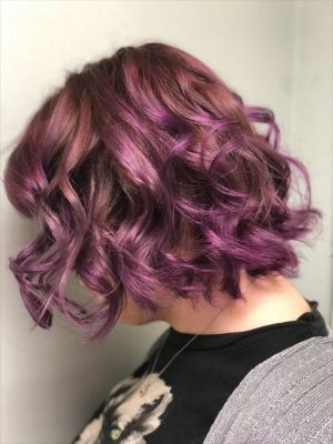 Vivids by Hannah Hanbury at Lunatic Fringe Salon- Liberty in Hamilton, OH 45011 on Frizo