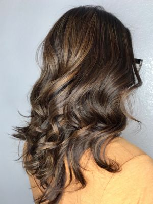 Balayage by Soraida Villagran in Las Vegas, NV 89108 on Frizo