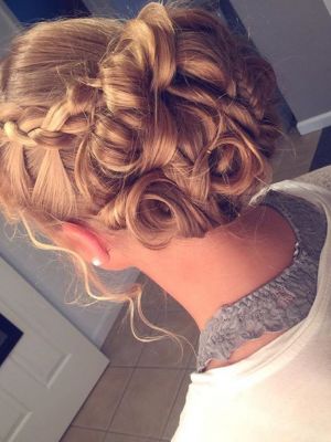 Updo by Kirstie Jonah in Riverhead, NY 11901 on Frizo