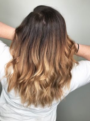 Ombre by Summer Rowan at The Color Bar in Gaffney, SC 29341 on Frizo