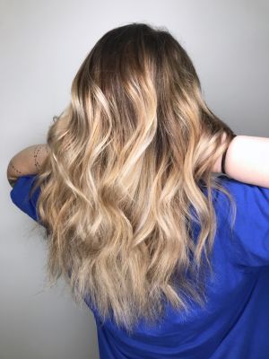 Ombre by Summer Rowan at The Color Bar in Gaffney, SC 29341 on Frizo