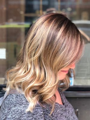 Balayage by Luiz Antonio at Arte Salon in New York, NY 10012 on Frizo