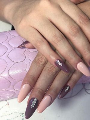 Shellac manicure by Geri Nail Tech at MedAesthetique in New York, NY 10023 on Frizo