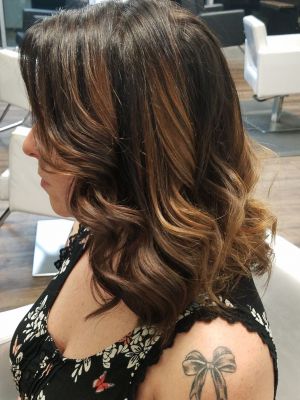 Balayage by Victoria Enell at Charlie Mack Salon in Lexington, SC 29072 on Frizo
