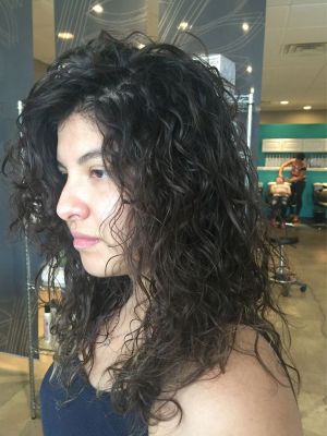 Perm by Michelle Martinez at Gloss Salon in Albuquerque, NM 87108 on Frizo