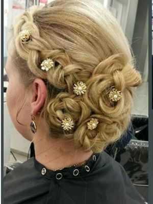 Updo by Saadia Farooq in Bowie, MD 20720 on Frizo