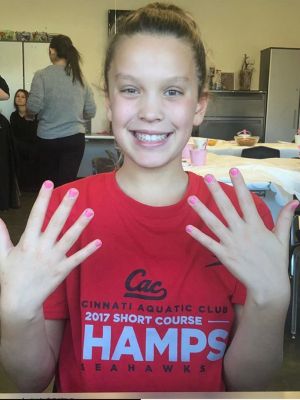 Girl's manicure by Anwen Schultz in Cincinnati, OH 45215 on Frizo
