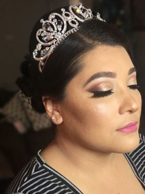 Bridal makeup by Anabel James in Pearland, TX 77581 on Frizo