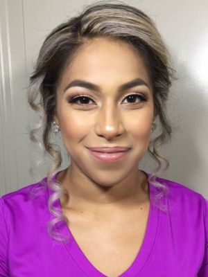 Bridal makeup by Anabel James in Pearland, TX 77581 on Frizo