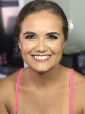 Bridal makeup by Anabel James in Pearland, TX 77581 on Frizo