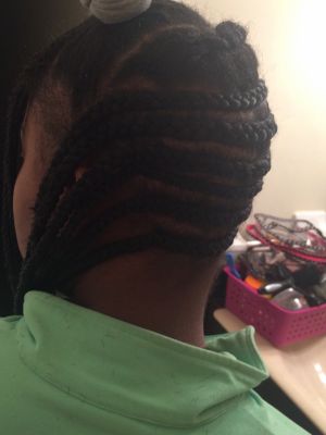 Braids by Vinteria Stone in Conley, GA 30288 on Frizo