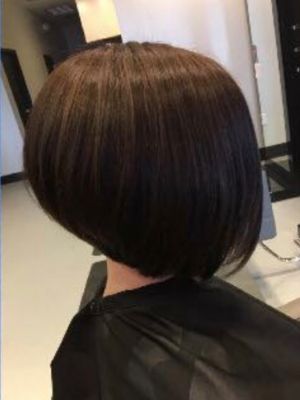 Women's haircut by Amanda Coleman at Salon Bella Vita  in Mars, PA 16046 on Frizo