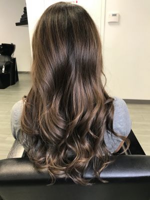 Balayage by Kenia Chacon at Balayage Hair Salon in El Paso, TX 79938 on Frizo