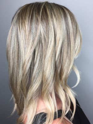 Balayage by Nicole  Boyle at Mane Tribe Salon in Thousand Oaks, CA 91360 on Frizo