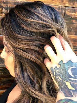 Highlights by Nikki Wozniak at Model Citizen in Phoenix, AZ 85012 on Frizo