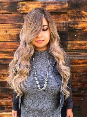 Highlights by Nikki Wozniak at Model Citizen in Phoenix, AZ 85012 on Frizo