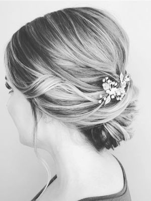 Updo by Emily Miller in Saint Louis, MO 63118 on Frizo