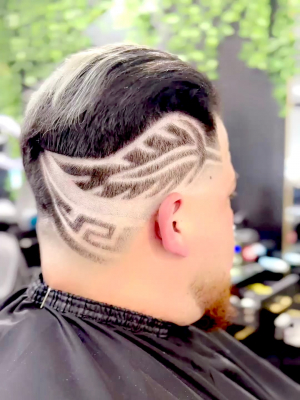 Men's haircut by Moe Ar in Dallas, TX 75208 on Frizo