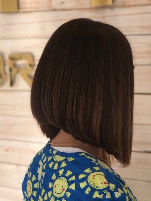 Women's haircut by Alexa Maldonado at Marsona Horan Salon in Fairfield, CT 06824 on Frizo