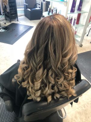 Balayage by Daisy Denova at Elle's unique Touch in Pasadena, TX 77502 on Frizo