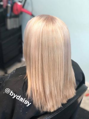 Ombre by Daisy Denova at Elle's unique Touch in Pasadena, TX 77502 on Frizo