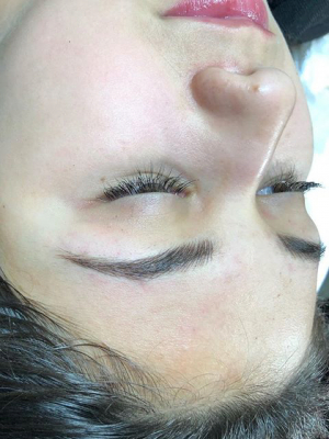 Permanent makeup eyebrows by Lisa Warren in Scottsdale, AZ 85260 on Frizo