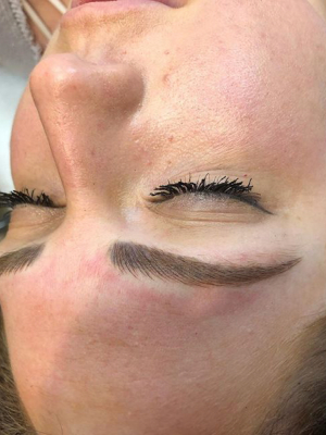 Permanent makeup eyebrows by Lisa Warren in Scottsdale, AZ 85260 on Frizo