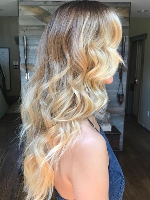 Blow dry by Katya Belenkaia at Frizo Salon by U-Mode in Brooklyn, NY 11235 on Frizo