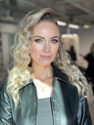 Waves by Katya Belenkaia at Frizo Salon by U-Mode in Brooklyn, NY 11235 on Frizo