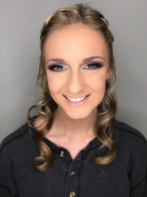 Prom makeup by Taylor Mann in Bolton, MS 39041 on Frizo