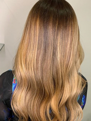 Balayage by Lorenzo Tanbour at Tanbour salon in Chicago, IL 60611 on Frizo