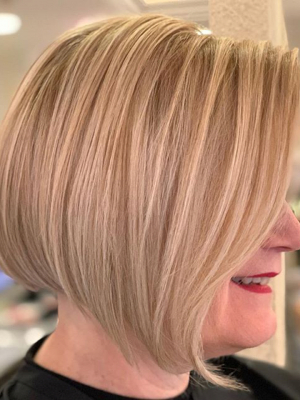 Highlights by Lorenzo Tanbour at Tanbour salon in Chicago, IL 60611 on Frizo