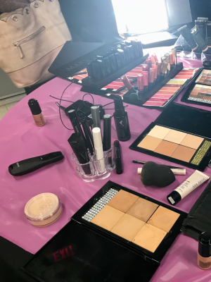 Makeup lesson by Lisa Daly in Brea, CA 92821 on Frizo