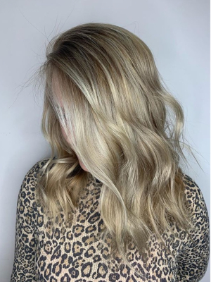 Highlights by Alexis Doyle at Lifestyles hair studio and skin care in Peabody, MA 01960 on Frizo
