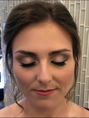 Evening makeup by Sarah Blankman in Port Washington, NY 11050 on Frizo