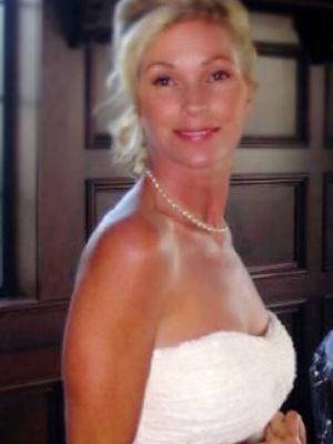 Bridal makeup by Dyana Aives in Austin, TX 78739 on Frizo