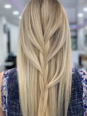 Balayage by Yekaterina Averina in Brooklyn, NY 11235 on Frizo