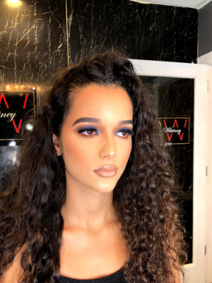 Evening makeup by Bruna Oliveira in Deerfield Beach, FL 33441 on Frizo