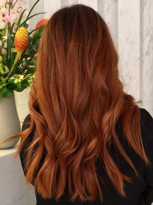 Blow dry by Katherine Aronov at Arsen Gurgov Salon in New York, NY 10022 on Frizo