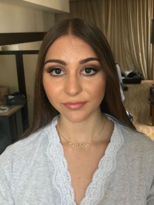 Evening makeup by Sheryl Medina in New York, NY 10038 on Frizo