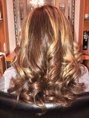 Haircut / blow dry by Alex Lopopolo at Opulence Salon in Holbrook, NY 11741 on Frizo