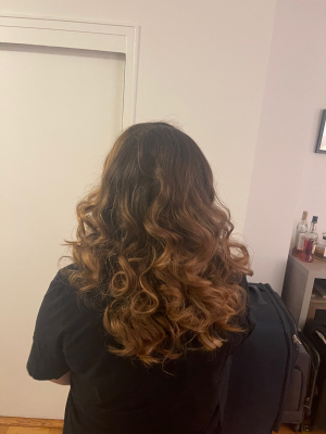 Waves by Lidia Zhagui in Union City, NJ 07087 on Frizo