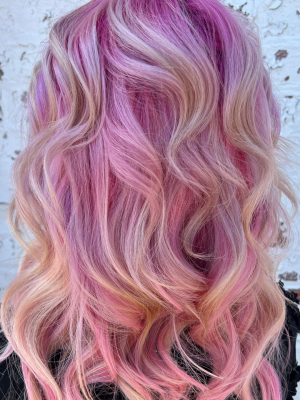 Gloss/toner by Sydney Ann Lopez at Sydney Ann Lopez Hair in Denton, TX 76201 on Frizo