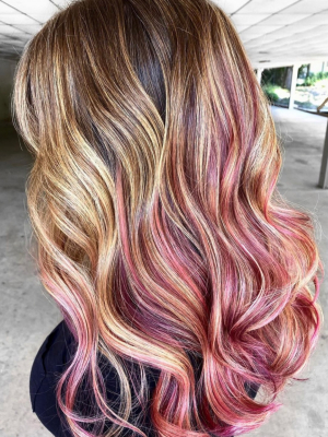 Highlights by Sydney Ann Lopez at Sydney Ann Lopez Hair in Denton, TX 76201 on Frizo
