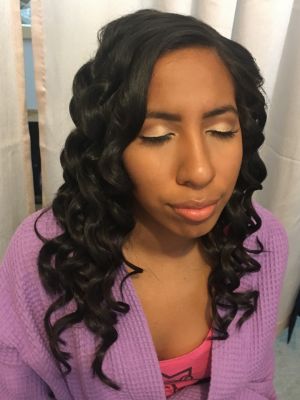 Day makeup by Laisha Rivera in Brooklyn, NY 11207 on Frizo