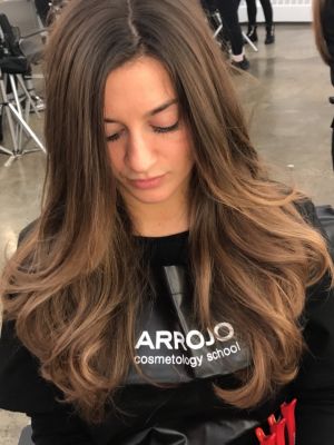 Blow dry by Ava Hassett at Salon west in New York, NY 10024 on Frizo