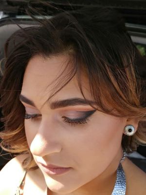 Day makeup by Kelly Melendres at Arlis Beauty Salon in Miami, FL 33155 on Frizo