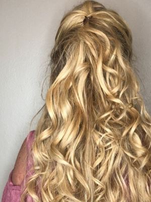 Extensions by Nicole Cwirko in Bergenfield, NJ 07621 on Frizo